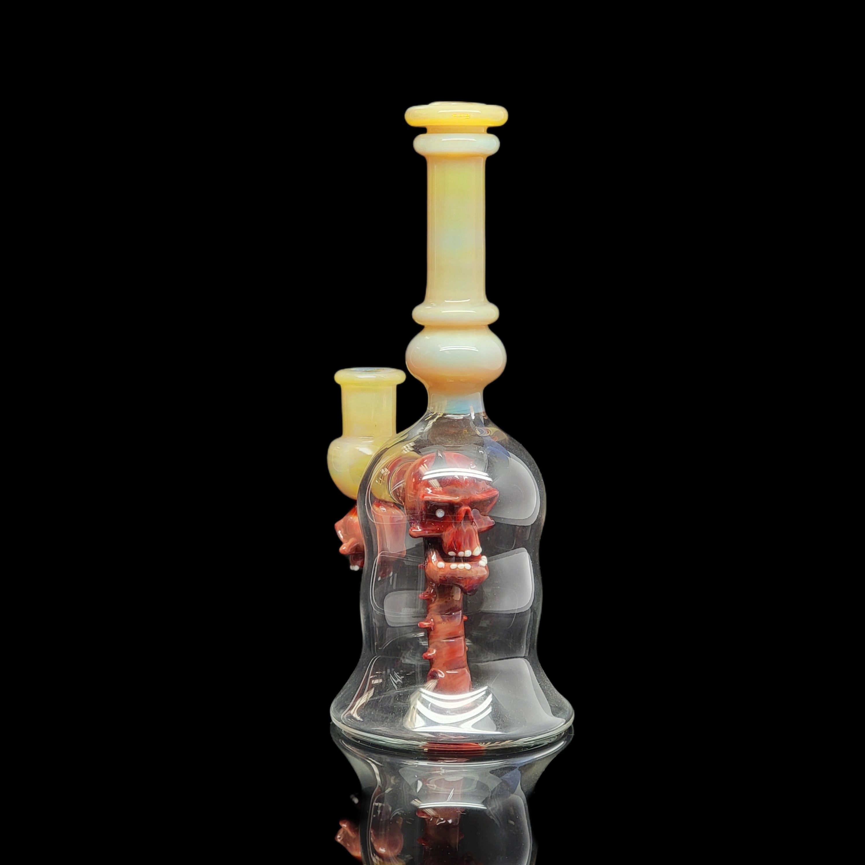 Skull In Bottle Rig By Ras Glass